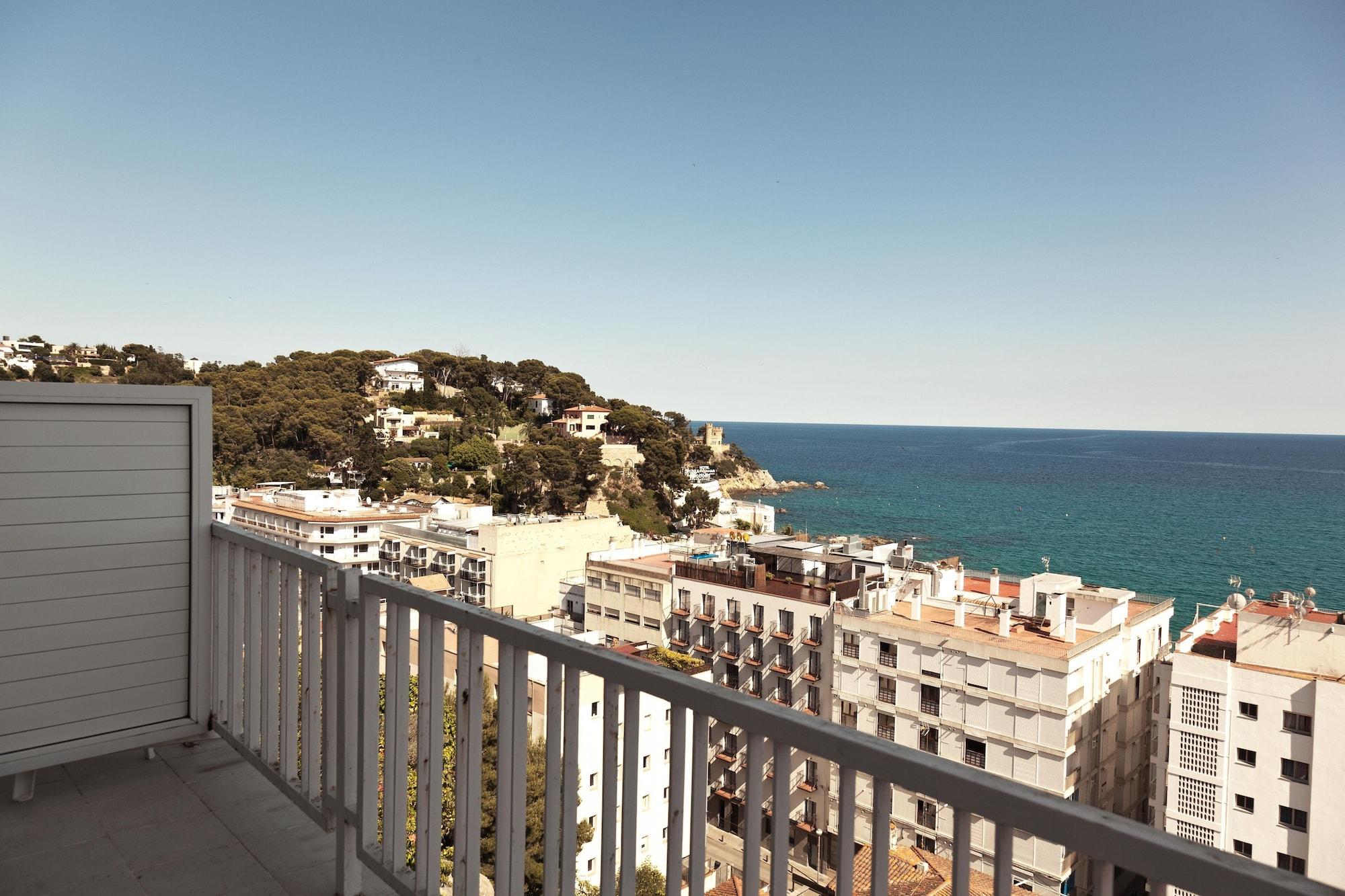 Hotel Roger De Flor By Seleqtta Lloret de Mar Exterior foto