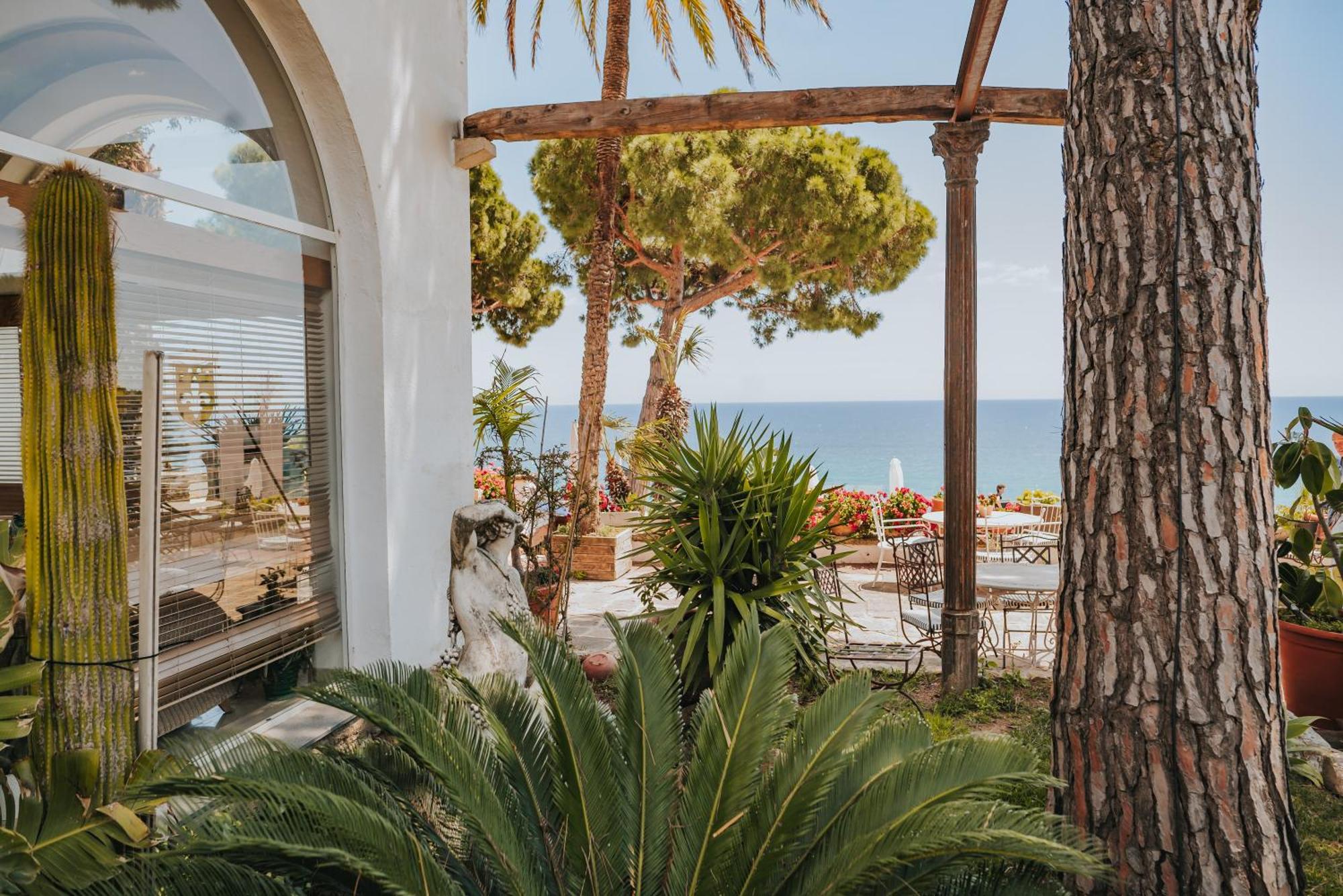 Hotel Roger De Flor By Seleqtta Lloret de Mar Exterior foto